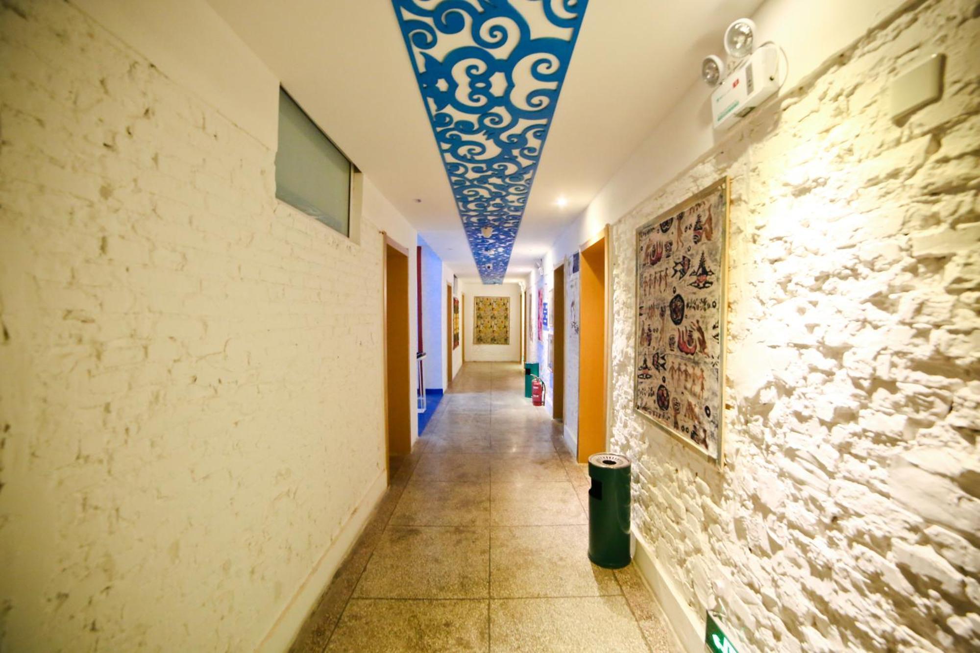 Luoyang Heartland International Youth Hostel Exterior foto