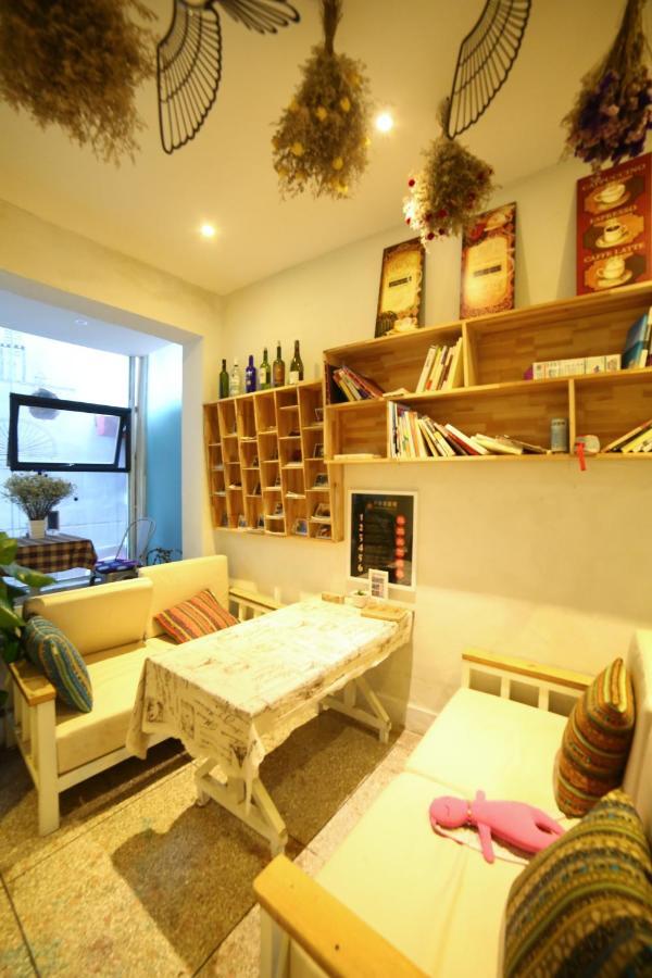 Luoyang Heartland International Youth Hostel Exterior foto